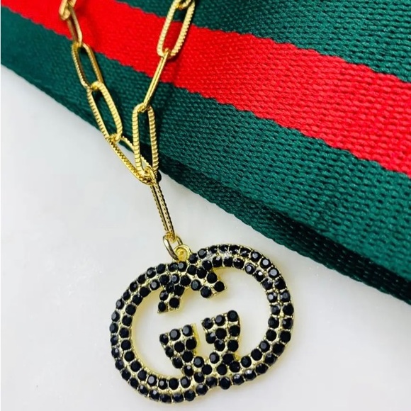 High Fashion Necklace with Gold Plated Link Chain and GG Crystal Medallion - Picture 1 of 4